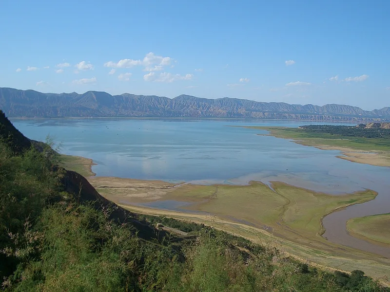 夏河到兰州多少公里？240公里3.5小时，两条路线实测+过路费与加油点 - 交通指南