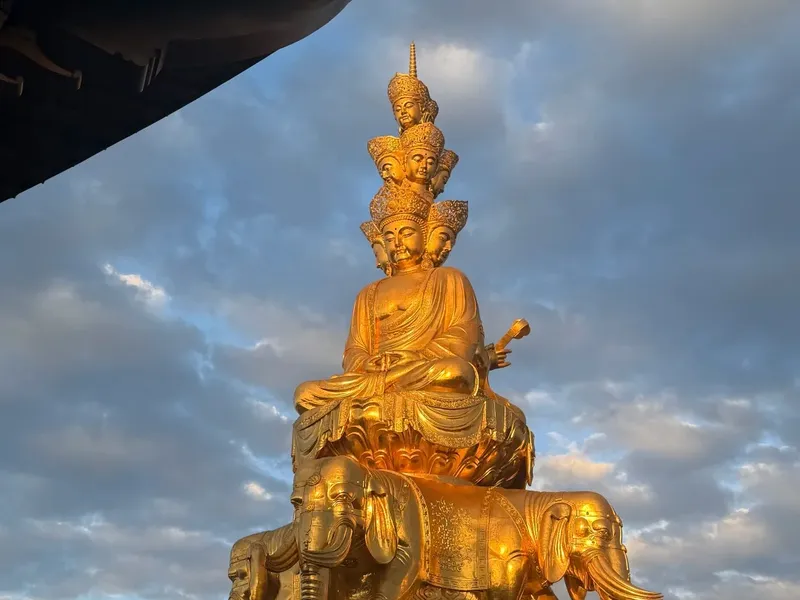 峨眉山金顶日出攻略（住雷洞坪） - 摄影指南